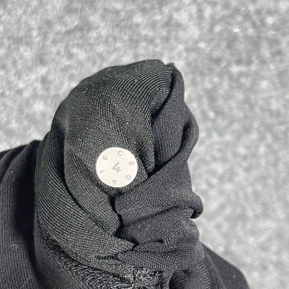 Lululemon Mid Rise Black Leggings Womens Size 4 #1222 - Picture 3 of 8